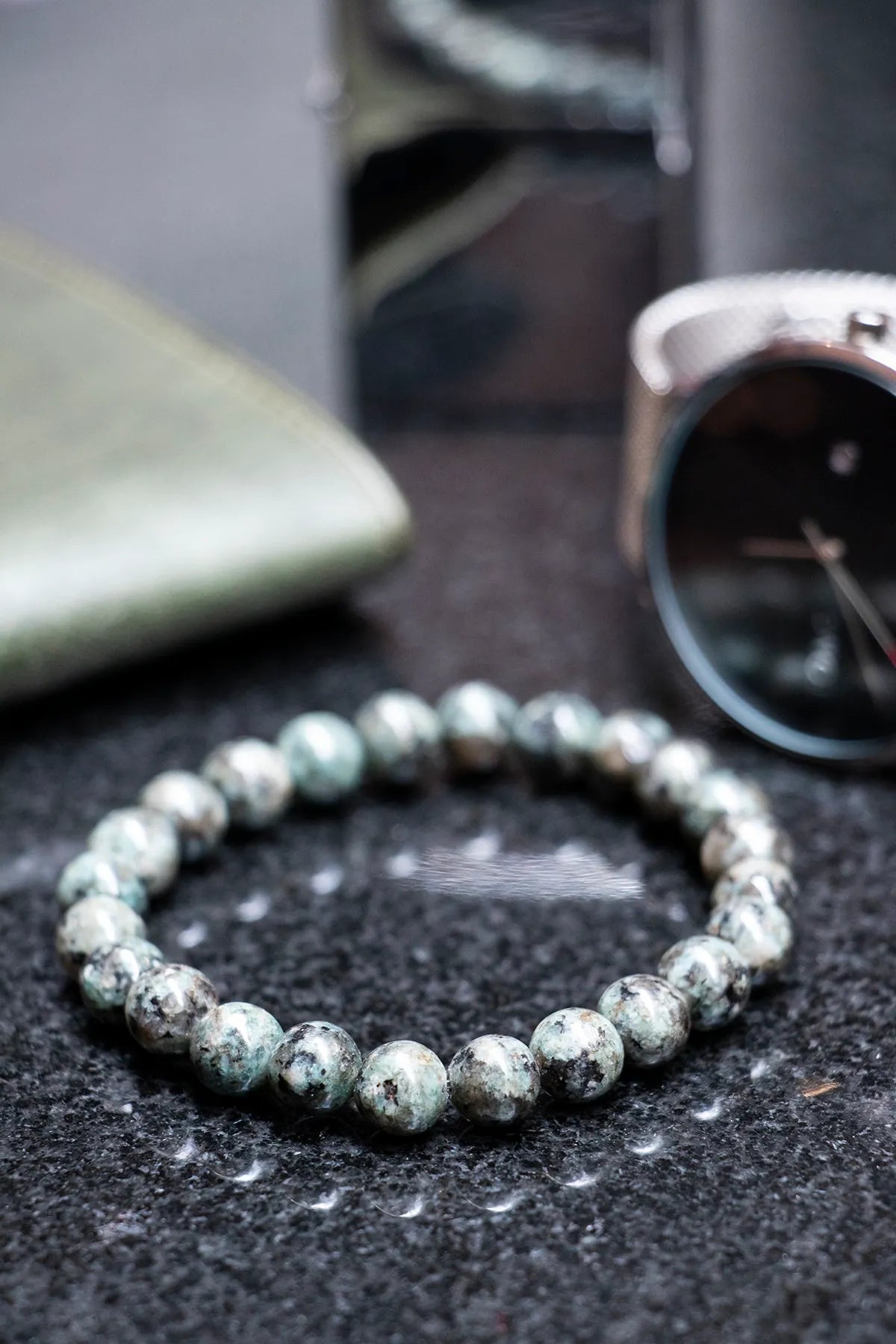 Hematite Original Natural Stone Unisex Bracelet - Green